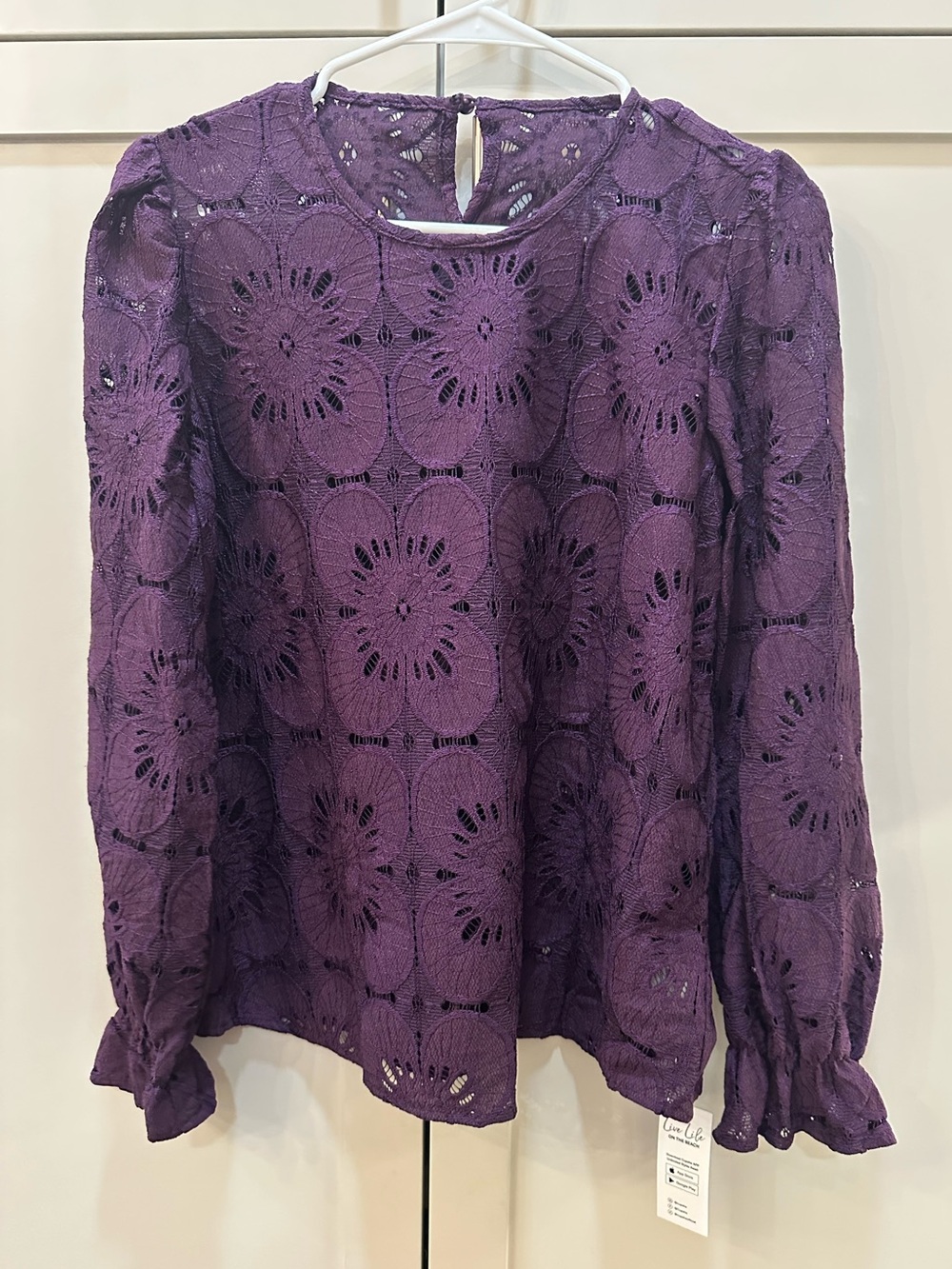 Purple Floral Lace Long-Sleeve Top - M